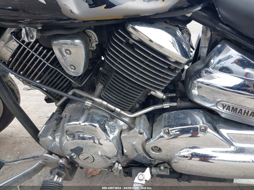 2004 Yamaha Xvs1100 A VIN: JYAVP11E64A049670 Lot: 44973634
