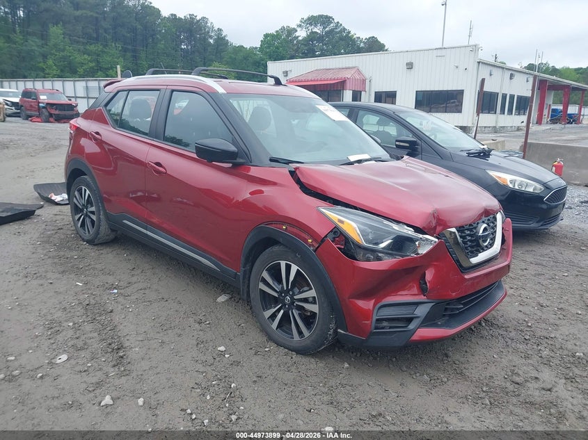 2018 NISSAN KICKS SR