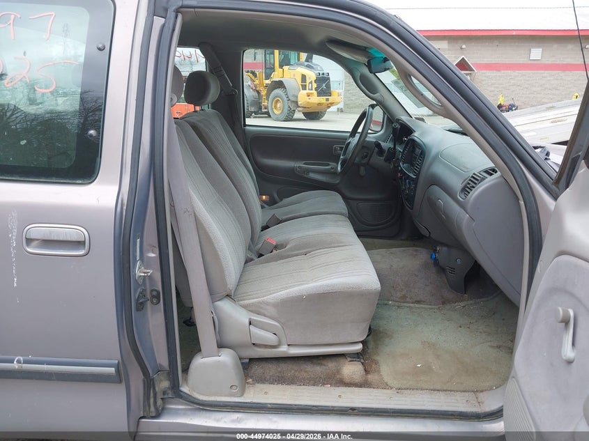 2000 Toyota Tundra Sr5 V8