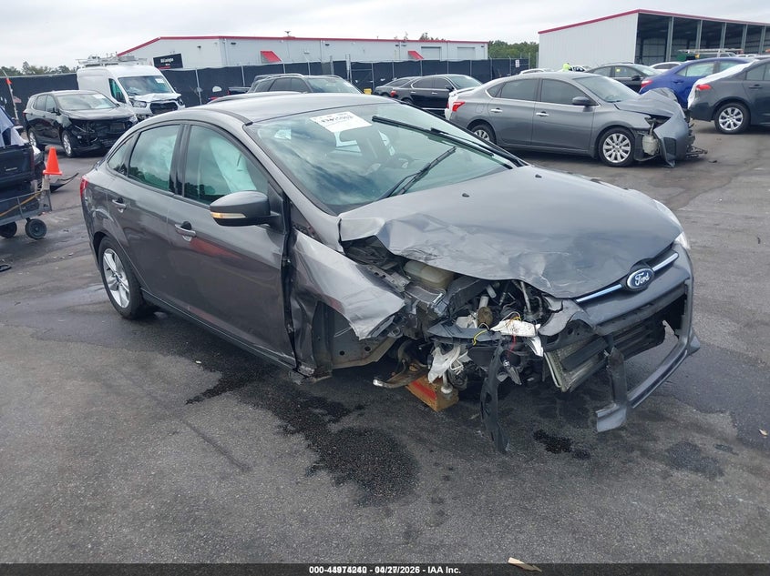 Vin: 1fadp3f29el210535, lot: 45471663, ford focus se 2014 img_1