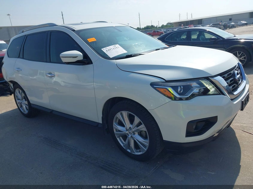 2019 NISSAN PATHFINDER SL
