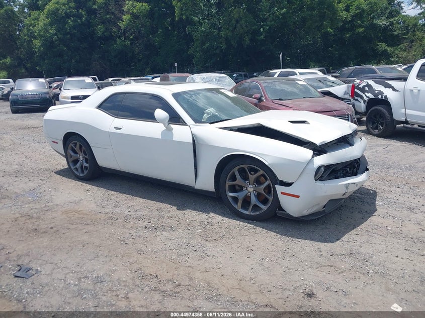 Vin: 2c3cdzag1fh702063, lot: 45471781, dodge challenger sxt 2015 img_1