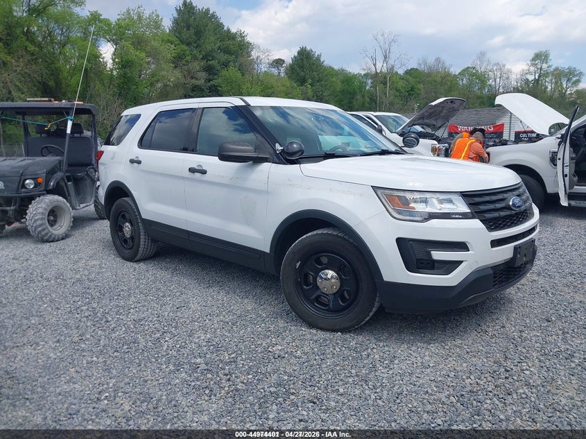 FORD POLICE INTERCEPTOR UTILITY 2018. Lot# 44974401. VIN 1FM5K8AR9JGC35335. Photo 1