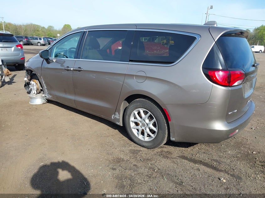 Vin: 2c4rc1dg6hr571294, lot: 45471858, chrysler pacifica touring 20173