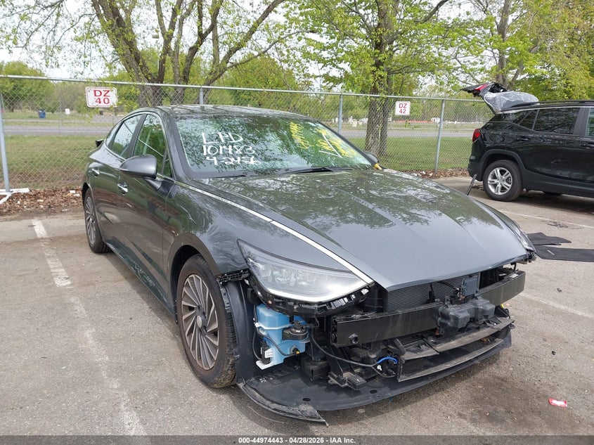 2023 HYUNDAI SONATA HYBRID auction photo 1