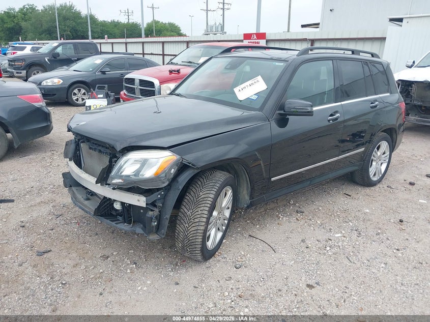 2015 MERCEDES-BENZ GLK 350 auction photo 2
