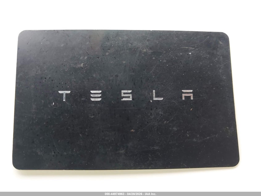 TESLA MODEL Y 2023 VIN 7SAYGDEF4PF845371
