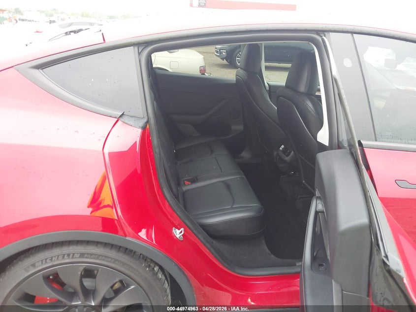 TESLA MODEL Y 2023 VIN 7SAYGDEF4PF845371