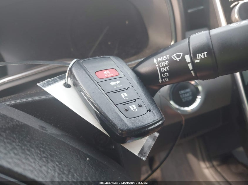 VIN 4T1JZ1FB8NU076943 2022 TOYOTA AVALON XLE