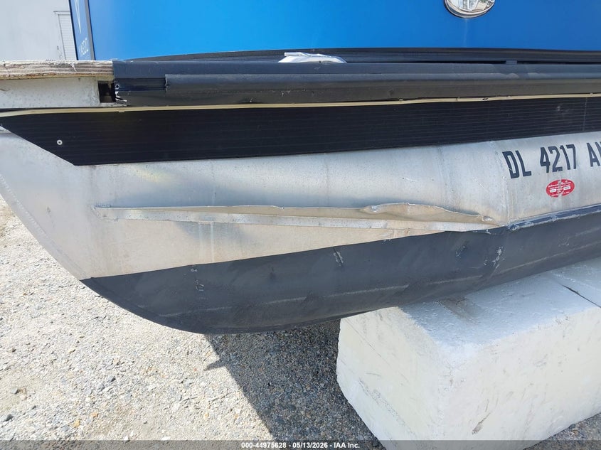 2021 MISTY HARBOR PONTOON auction photo 6