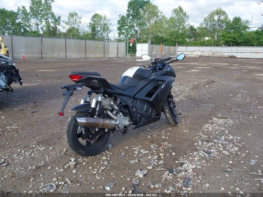2023 VENOM 250X auction photo 4