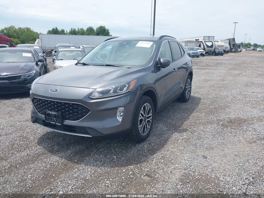 2021 FORD ESCAPE auction photo 2