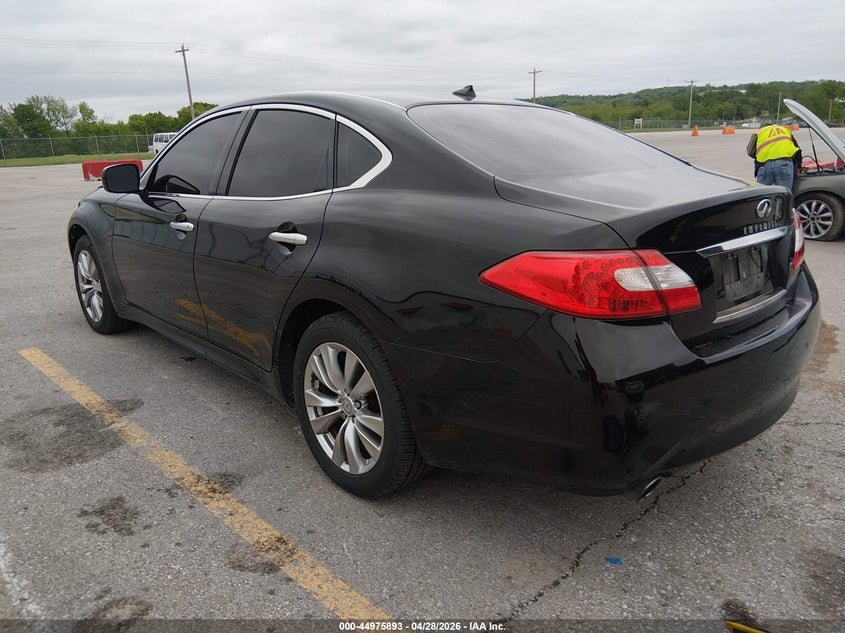2013 INFINITI M37X auction photo 3