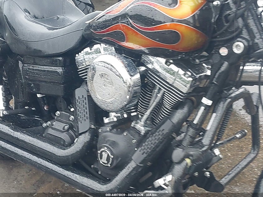 2010 Harley-Davidson Fxdwg VIN: 1HD1GP412AC319877 Lot: 44975939