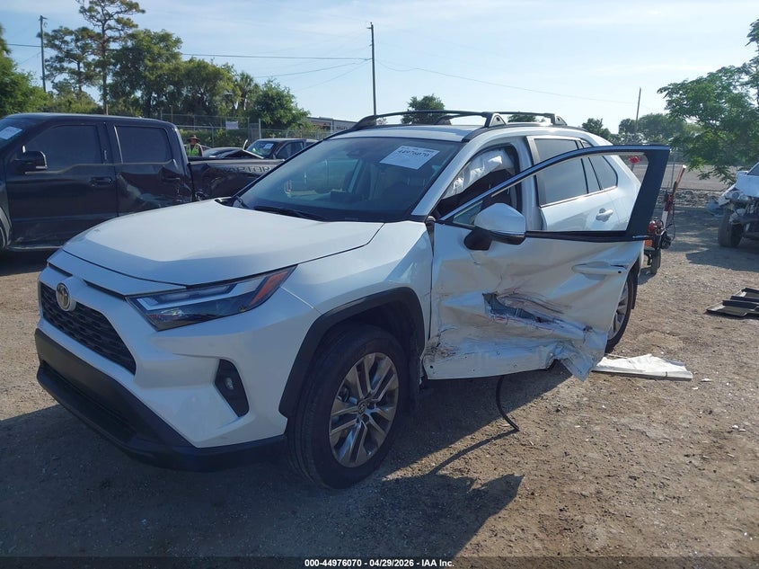 2025 Toyota Rav4 Xle Premium 2T3C1RFV5SW441395 photo 1