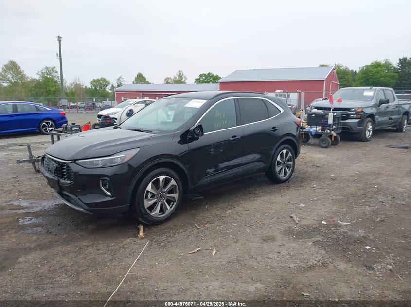 1FMCU9JA4PUB41021 2023 Ford Escape Platinum photo 1