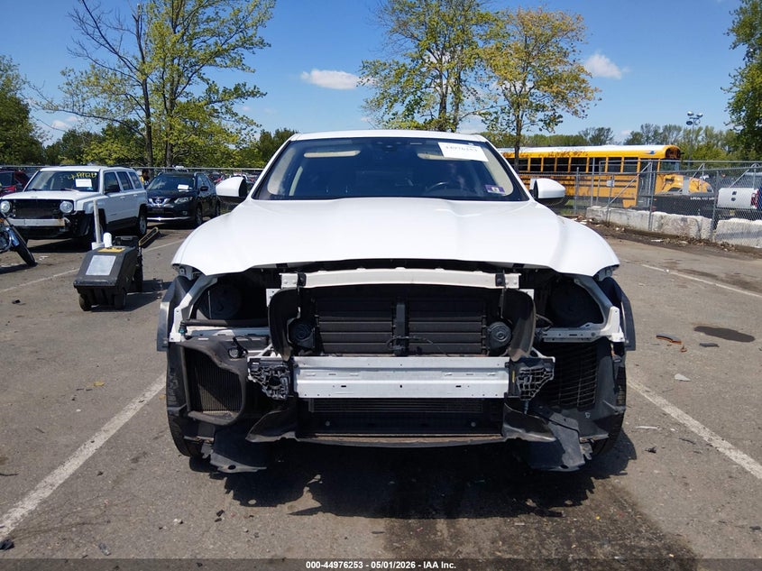 2019 Jaguar F-Pace 25T Prestige/30T Prestige VIN: SADCK2GXXKA391083 Lot: 44976253