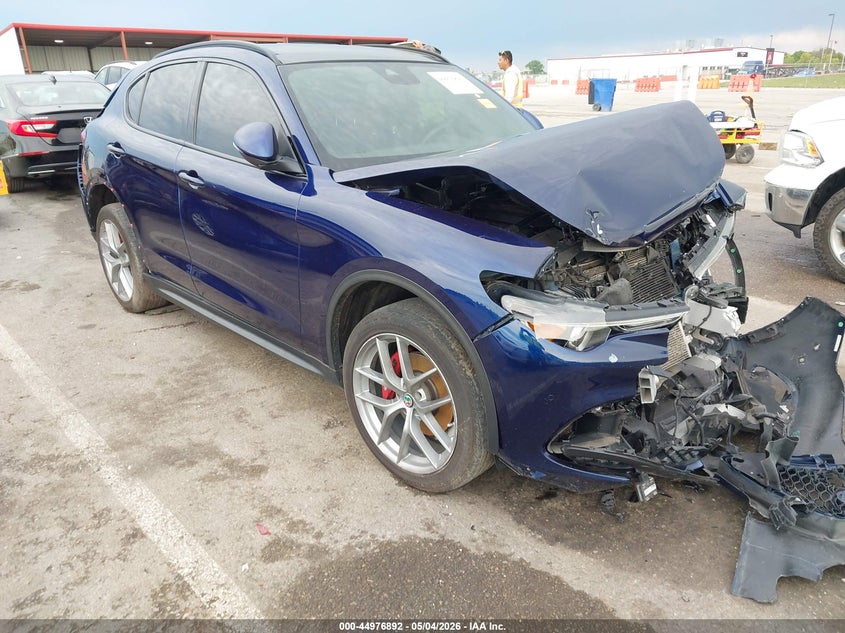2018 ALFA ROMEO STELVIO TI SPORT AWD