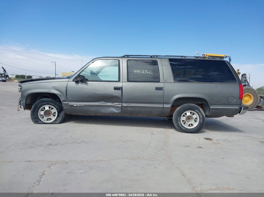 1999 Chevrolet Suburban 1500 Lt VIN: 3GNEC16R4XG121412 Lot: 44976962