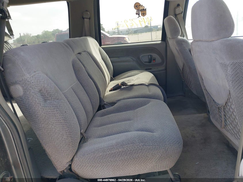 1999 Chevrolet Suburban 1500 Lt VIN: 3GNEC16R4XG121412 Lot: 44976962
