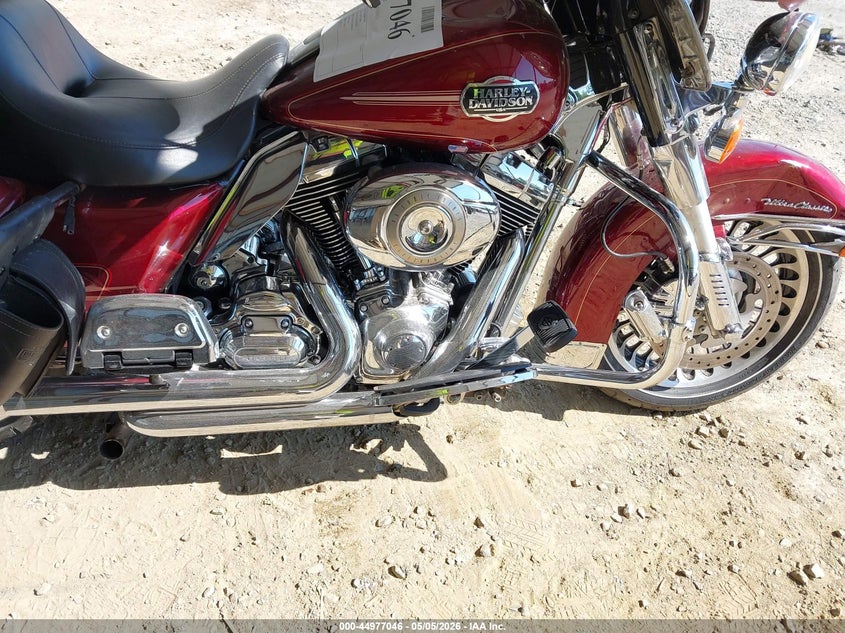 2010 Harley-Davidson Flhtcu VIN: 1HD1FC412AB658852 Lot: 44977046