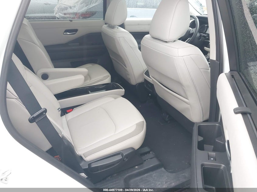 2024 NISSAN PATHFINDER auction photo 8
