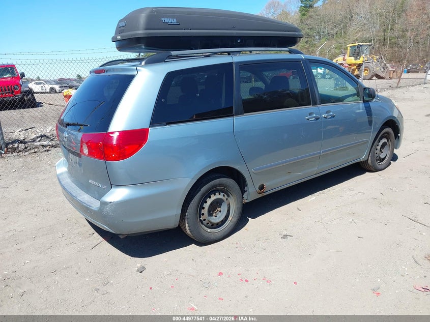 2009 Toyota Sienna Le