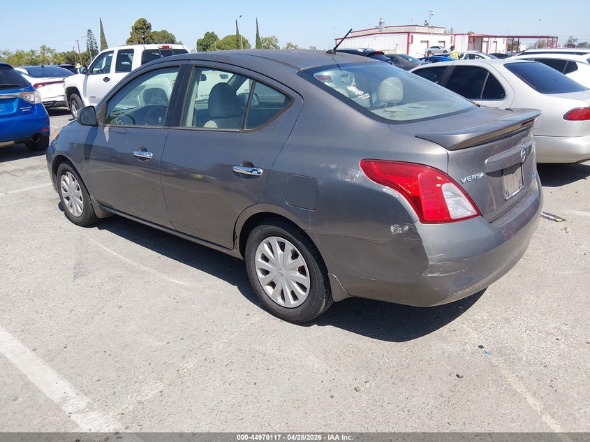 2013 Nissan Versa 1.6 Sv