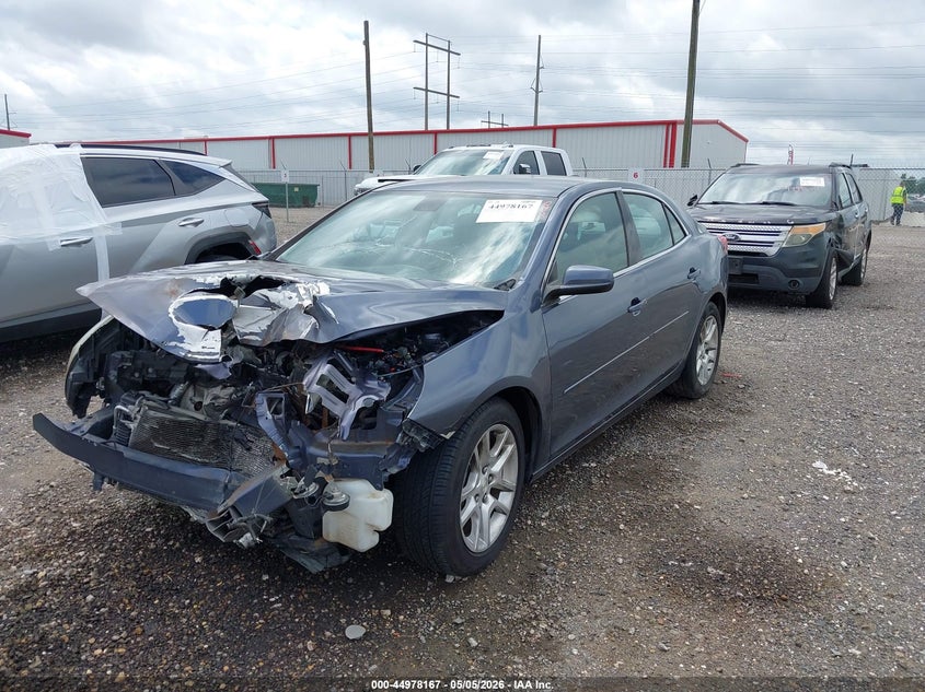 2015 CHEVROLET MALIBU auction photo 2