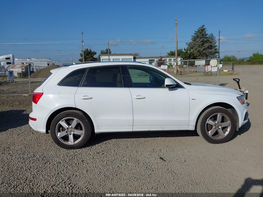 WA1DKAFPXCA098419 2012 Audi Q5 3.2 3.2 Premium Plus white