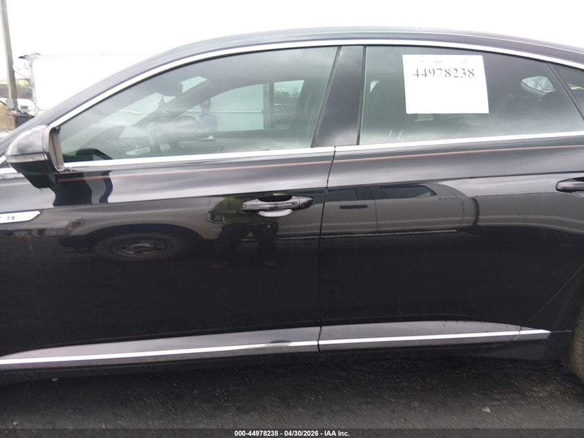 2019 Volkswagen Arteon 2.0T Sel R-Line VIN: WVWSR7AN1KE031927 Lot: 44978238