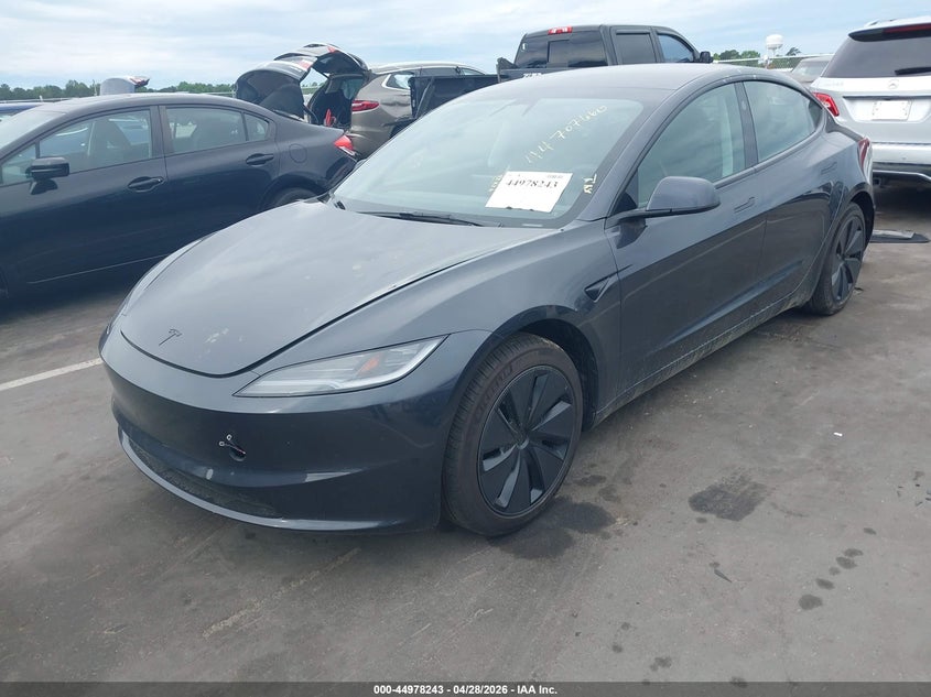 5YJ3E1EA6TF116413 2026 TESLA MODEL 3 PREMIUM REAR-WHEEL DRIVE/STANDARD REAR-WHEEL DRIVE photo 1