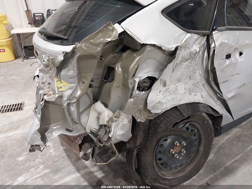 2012 Ford Focus 2.0 Se silver Lot 111044978259 Vin 1FAHP3K25CL355592
