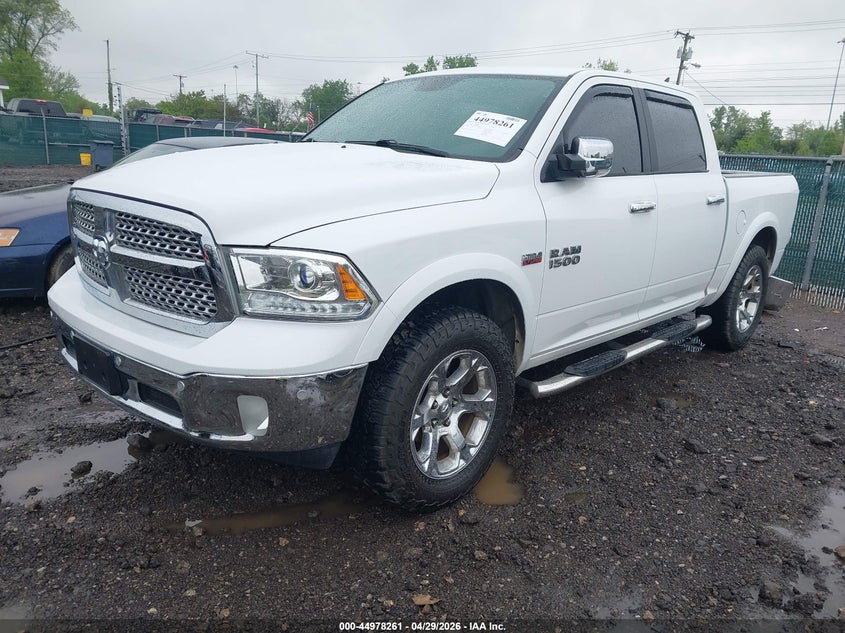 Vin: 1c6rr7nt3js148973, lot: 45475685, ram 1500 laramie  4x4 5'7 box 20182