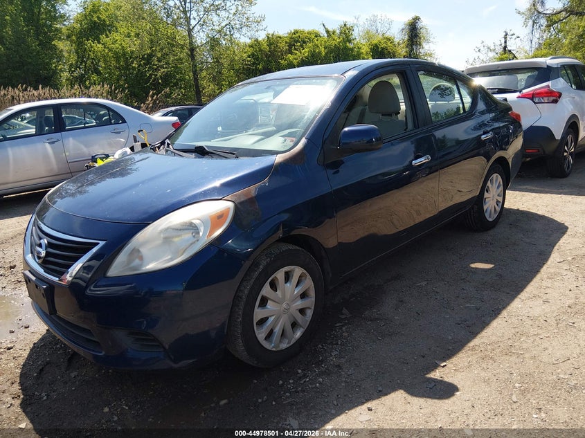 2013 Nissan Versa 1.6 Sv