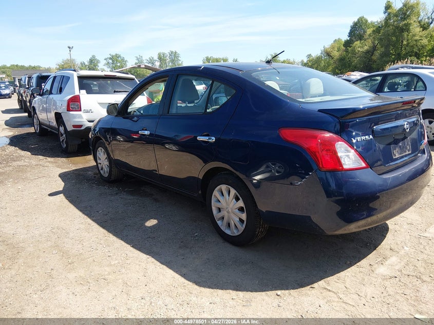 2013 Nissan Versa 1.6 Sv