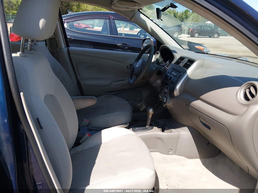 2013 Nissan Versa 1.6 Sv