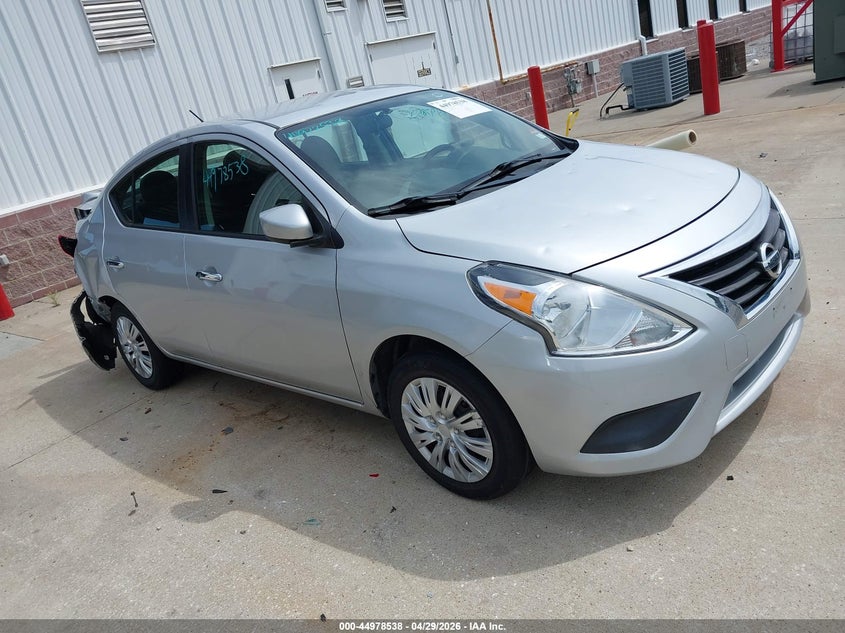 2017 NISSAN VERSA 1.6 SV