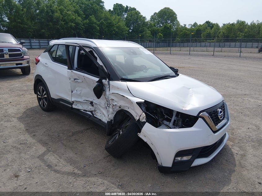 2020 NISSAN KICKS SR XTRONIC CVT