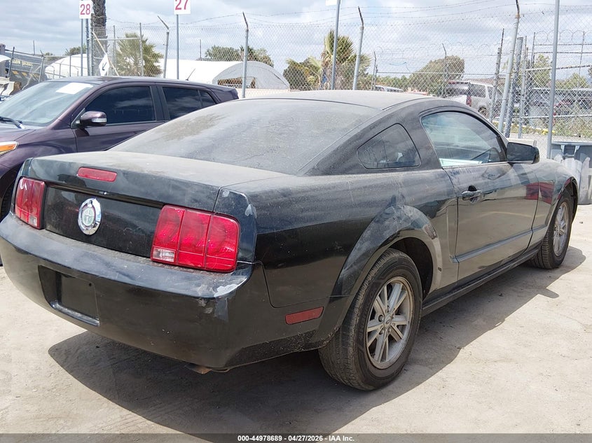 2006 Ford Mustang V6