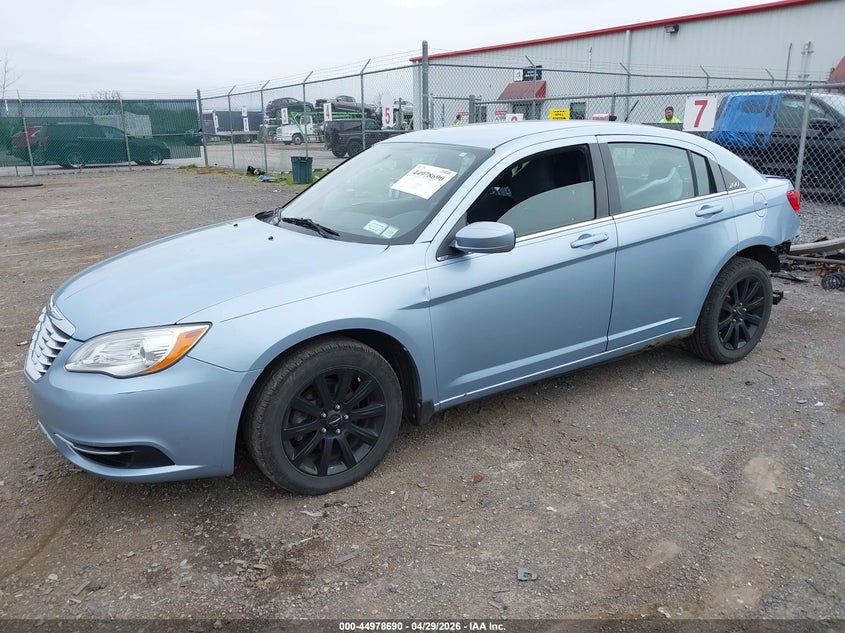 2012 Chrysler 200 2.4 Touring blue Lot 111044978690 Vin 1C3CCBBB0CN214710