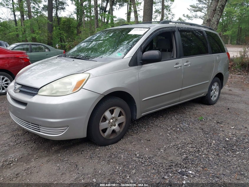 2004 Toyota Sienna Le