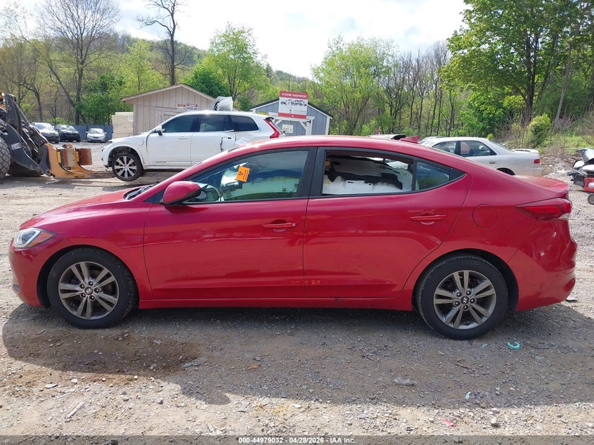 VIN 5NPD84LF4JH336661 2018 HYUNDAI ELANTRA SEL