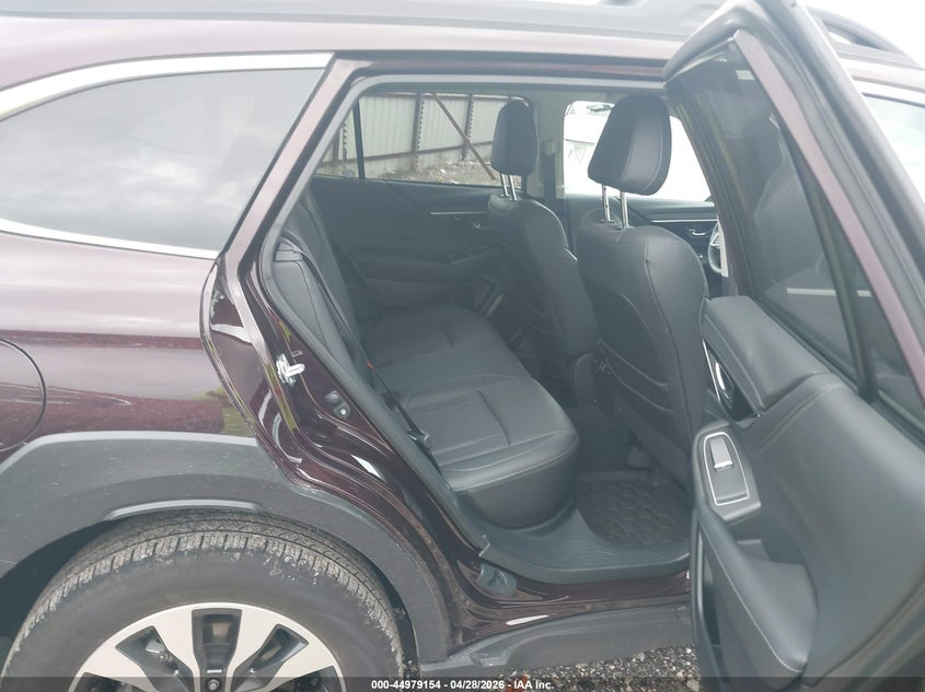 2024 SUBARU OUTBACK auction photo 8