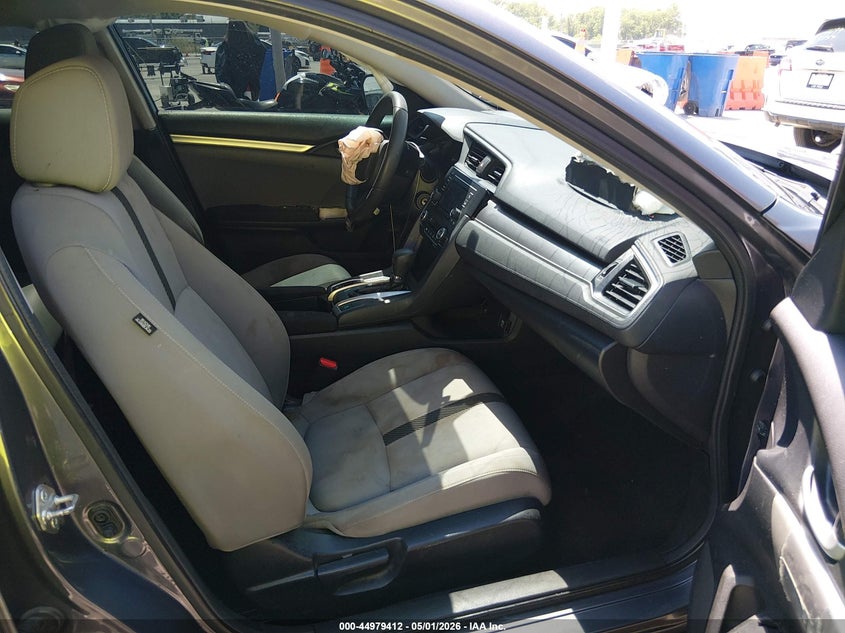 VIN 19XFC2F54JE006859 2018 HONDA CIVIC LX