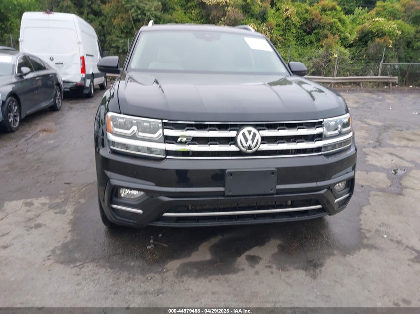2019 VOLKSWAGEN ATLAS 3.6L V6 SE W/TECHNOLOGY R-LINE — Photo 12