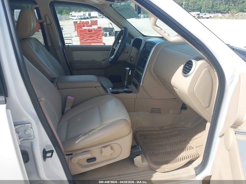 2010 MERCURY MOUNTAINEER auction photo 5