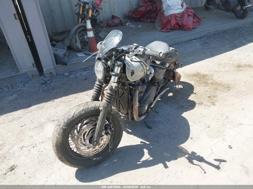 2024 TRIUMPH MOTORCYCLE BONNEVILLE auction photo 2