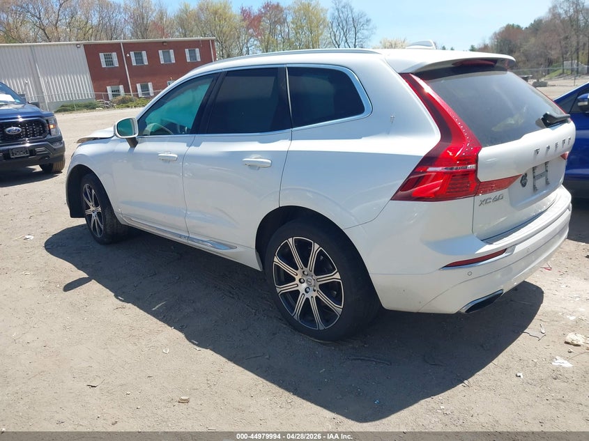 2021 VOLVO XC60 auction photo 3
