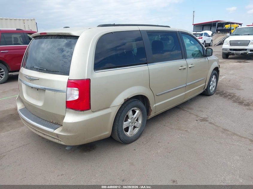 2011 Chrysler Town & Country Touring